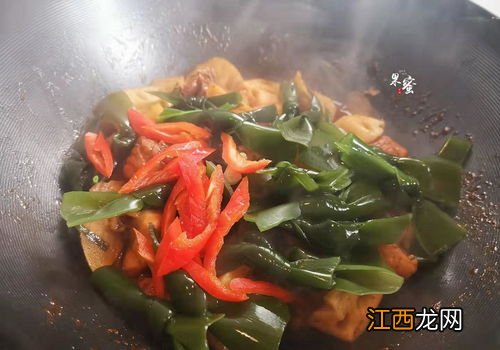 鸡肉和什么菜一起吃好 烧鸡配什么菜好吃