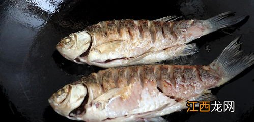 奶奶灰调配 红烧鱼需要的材料