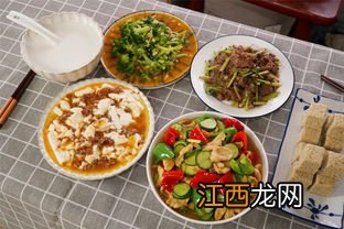 小朋友野餐带什么零食 初中生野炊方案