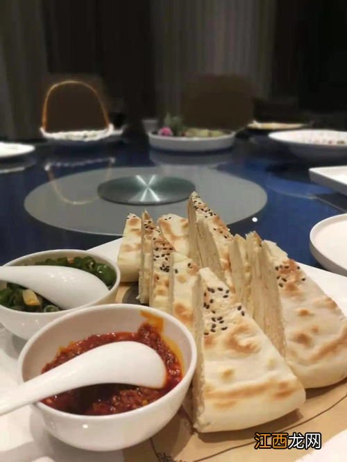 川菜讲究的是百菜百味 酸辣酱汁调配