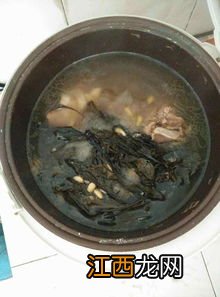 雷公根煲水有什么作用 扇骨煲生黄豆有什么功效