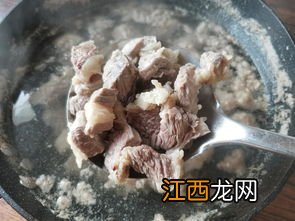 牛肉怎么焯水 炖牛肉一定不要焯水