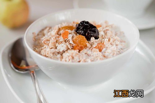 老鸭炖汤的功效有哪些 苹果老鸭汤的做法与功效