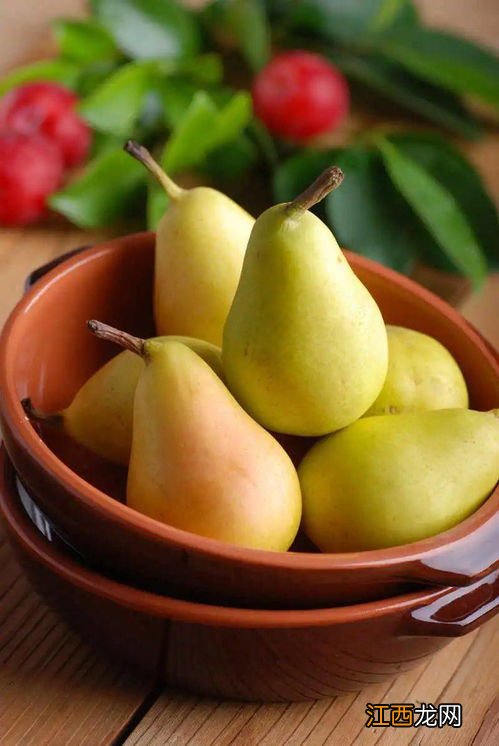 梨子煮熟吃有什么功效 梨子煮熟吃有什么功效