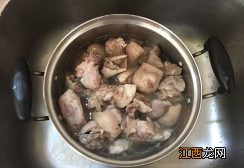 狗肉和什么炖 狗肉里面炖什么好吃