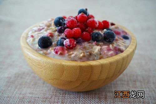 秋天喝啥粥最有益处 适合秋季吃的养生粥有哪些