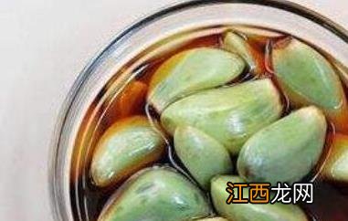 醋蒜怎么能腌绿了 用醋腌蒜绿是怎么回事