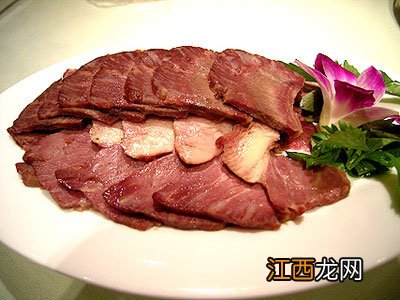 伊犁特色美食：马肉各地小吃