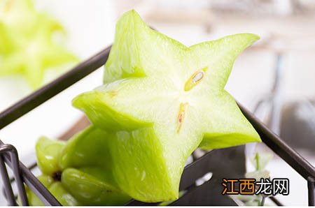 【菠菜怎么吃补铁补血好】菠菜补铁的做法菠菜补铁最好的做法