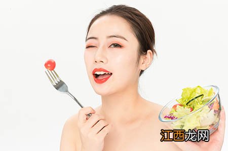 孕早期开胃食谱之凉拌黄瓜肉片孕期