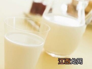 备孕夫妻一定得喝牛奶 避免胎儿骨骼畸形孕前饮食