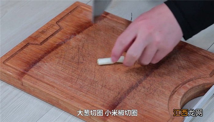 肉片豆干炒芥兰的做法 肉片豆干炒芥兰怎么做