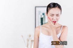 【枇杷花怎么吃治咳嗽】枇杷花怎么煮水止咳干枇杷花怎么煮水止咳