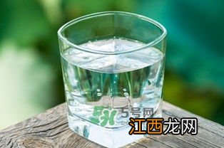 运动期间可以喝苏打水吗会胖吗 晚上运动完可以喝苏打水吗女生