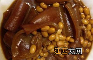 黄豆用冷水一泡就脱皮为什么呢 黄豆刚泡几分钟脱皮了怎么回事