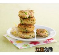 煎小鱼饼的做法