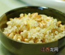 松仁炒饭松仁炒饭的做法