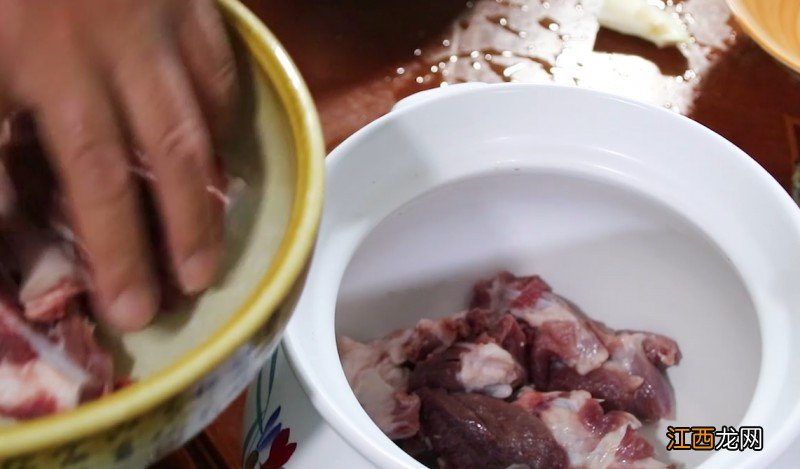 肉不老也不腥的河蚌肉做法 怎么做河蚌肉