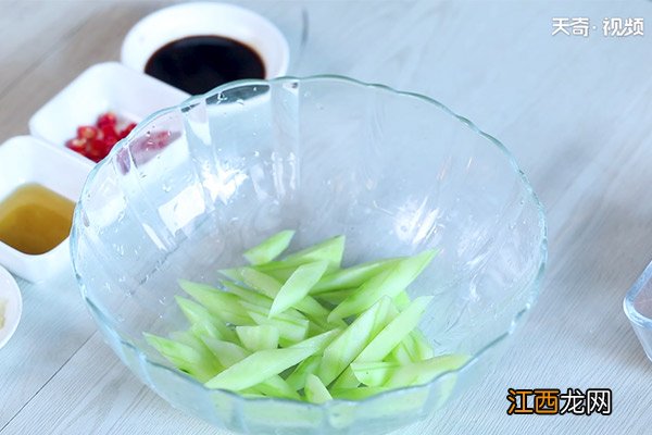 黄瓜拌河虾的做法 黄瓜怎么做