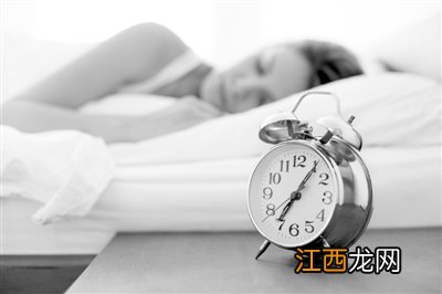 人一天要睡多久才够人体最佳睡眠时间表