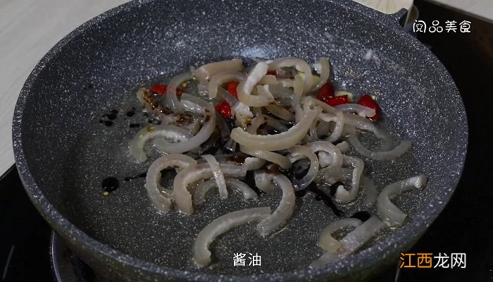 肉皮黄豆芽怎么炒好吃窍门 黄豆芽炒肉皮的做法