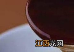 乌桕蜂蜜的功效与作用 乌桕蜂蜜以及乌桕蜜的作用与功效介绍