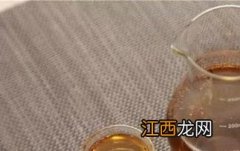 荔枝泡酒的功效与作用喝了点荔枝酒第二天身体很沉重 荔枝泡酒的功效与作用