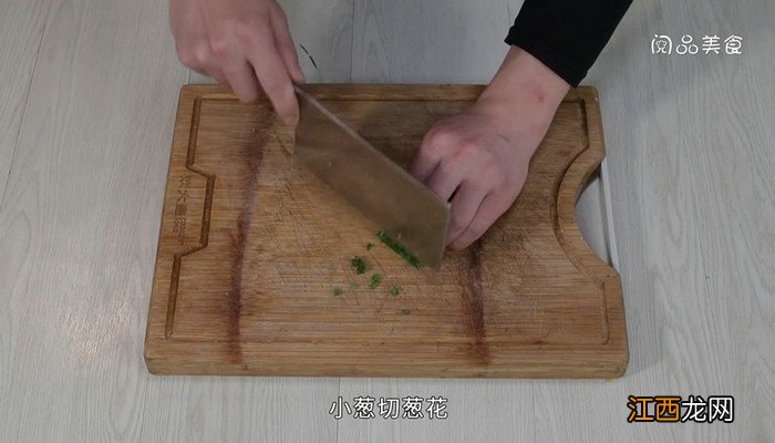 清汤火腿鸡怎么煮好吃 清汤鸡腿怎么炖好喝