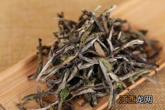 福鼎白茶的功效与作用适合什么季节喝 福鼎白茶的功效与作用