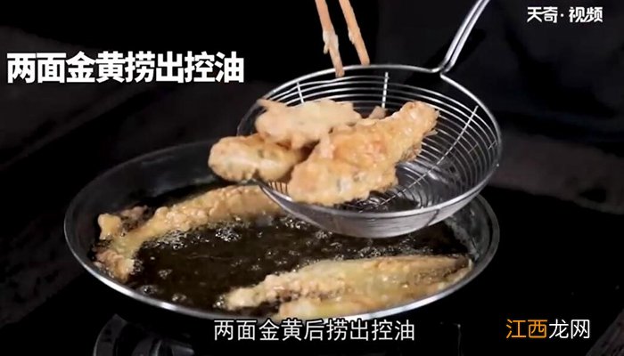 油炸小鱼的做法和步骤 油炸小鱼的做法