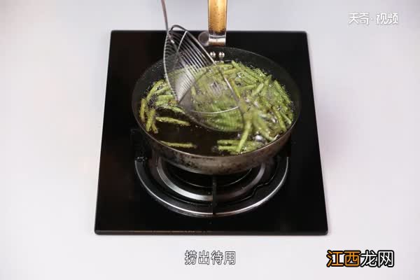 干煸豆角的家常做法步骤 干煸豆角的家常做法