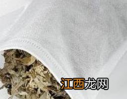 用艾草叶泡脚有什么好处 艾叶草泡脚有什么好处