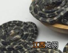 白花蛇泡酒的功效与作用是什么 白花蛇泡酒的功效与作用