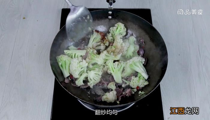 鸭胗炒花菜的做法 鸭肫炒花菜