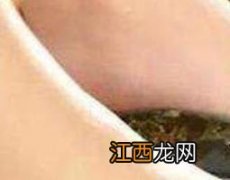 艾叶泡脚的功效与作用 艾叶泡脚的功效与作用及用法