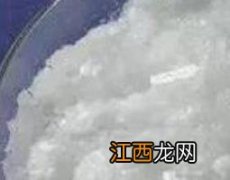 冰片的功效与作用及药用价值 冰片的药用价值和功效