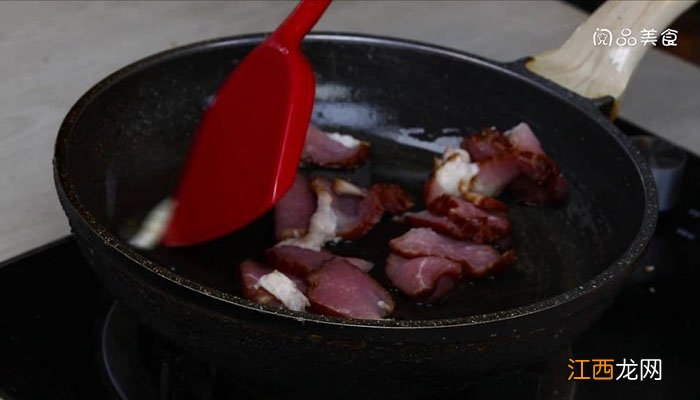 青椒竹笋炒腊肉的做法 泡椒腊肉炒笋