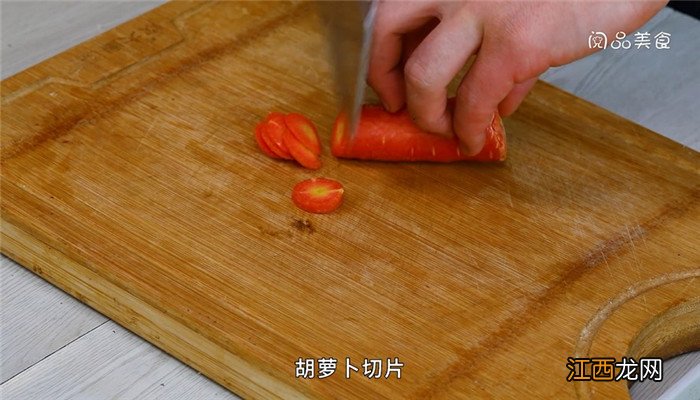 豆腐炒萝卜蒜苔怎么做 豆腐炒萝卜蒜苔怎么做窍门