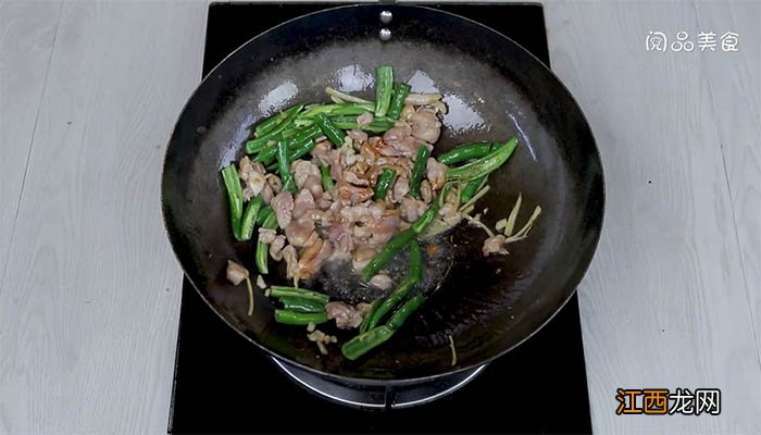 尖椒鸡腿的做法窍门 尖椒鸡腿的做法