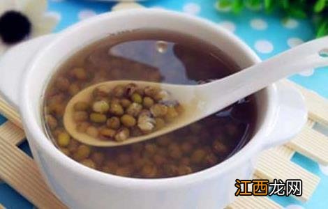 喝绿豆汤会解药吗 绿豆解药吗、吃药能喝绿豆汤吗