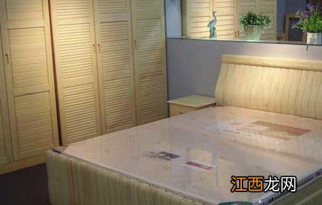 松木家具的优缺点 松木家具致癌是真的吗