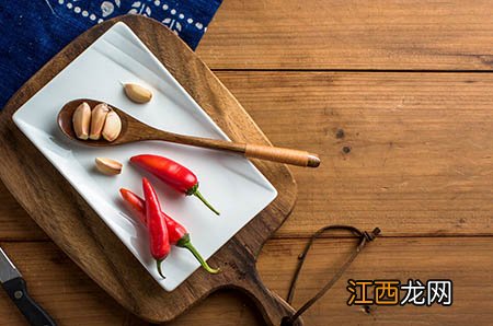 配方注册获批的背后 半年25家乳企被查