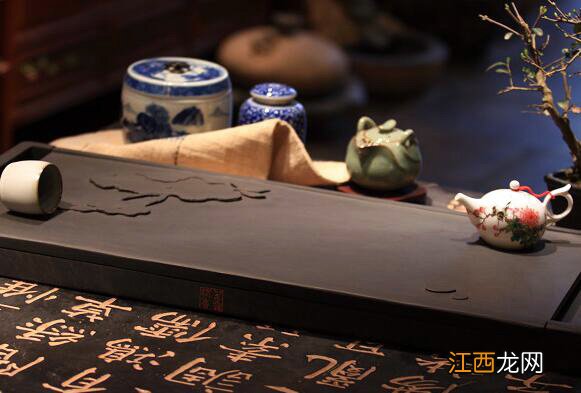 金丝楠木茶托盘 金丝楠木茶盘:双重价值的精品