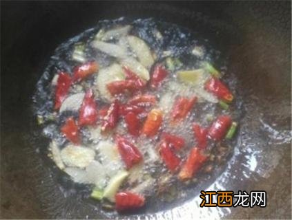 圆白菜炒腊肠做法大全 腊肠大白菜怎么做好吃