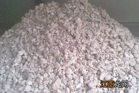 生石灰,熟石灰,石灰石的区别 石灰生石灰，熟石灰和生石灰的区别