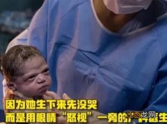 怎样给刚出生的婴儿洗澡视频教程 新生儿洗澡视频