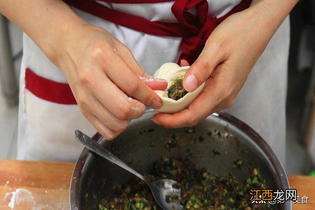 做包子要怎么发面才软又好吃窍门 做包子怎么发面才松软发面的方法