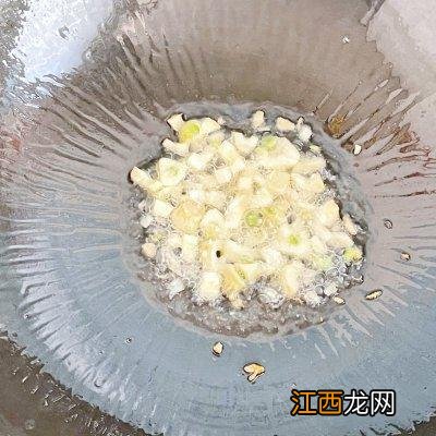 金针菇焯水多长时间熟 金针菇煮多久才熟