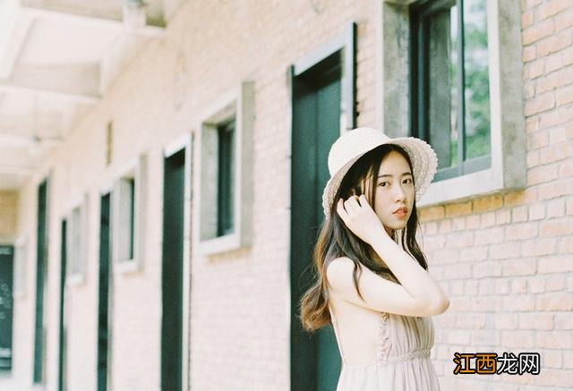 有点孩子气的女生 有点孩子气