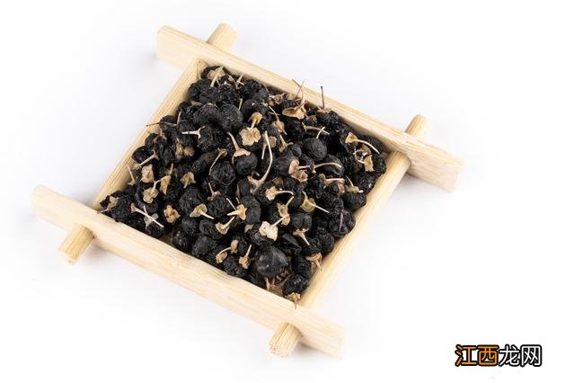枸杞配什么治早射 黑枸杞有哪些功效